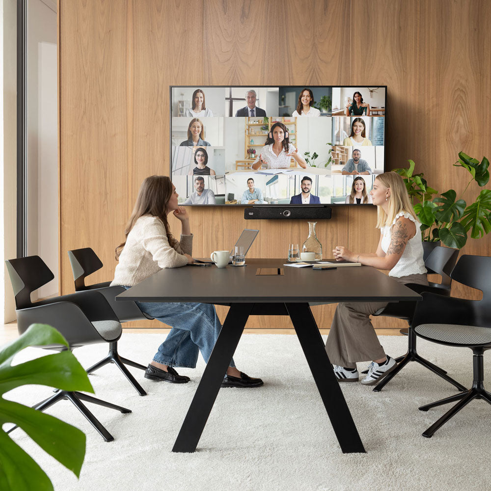 Wiesner Hager bloum | Farbe Schwarz | Besucherstuhl | Konferenzstuhl | Design Sessel