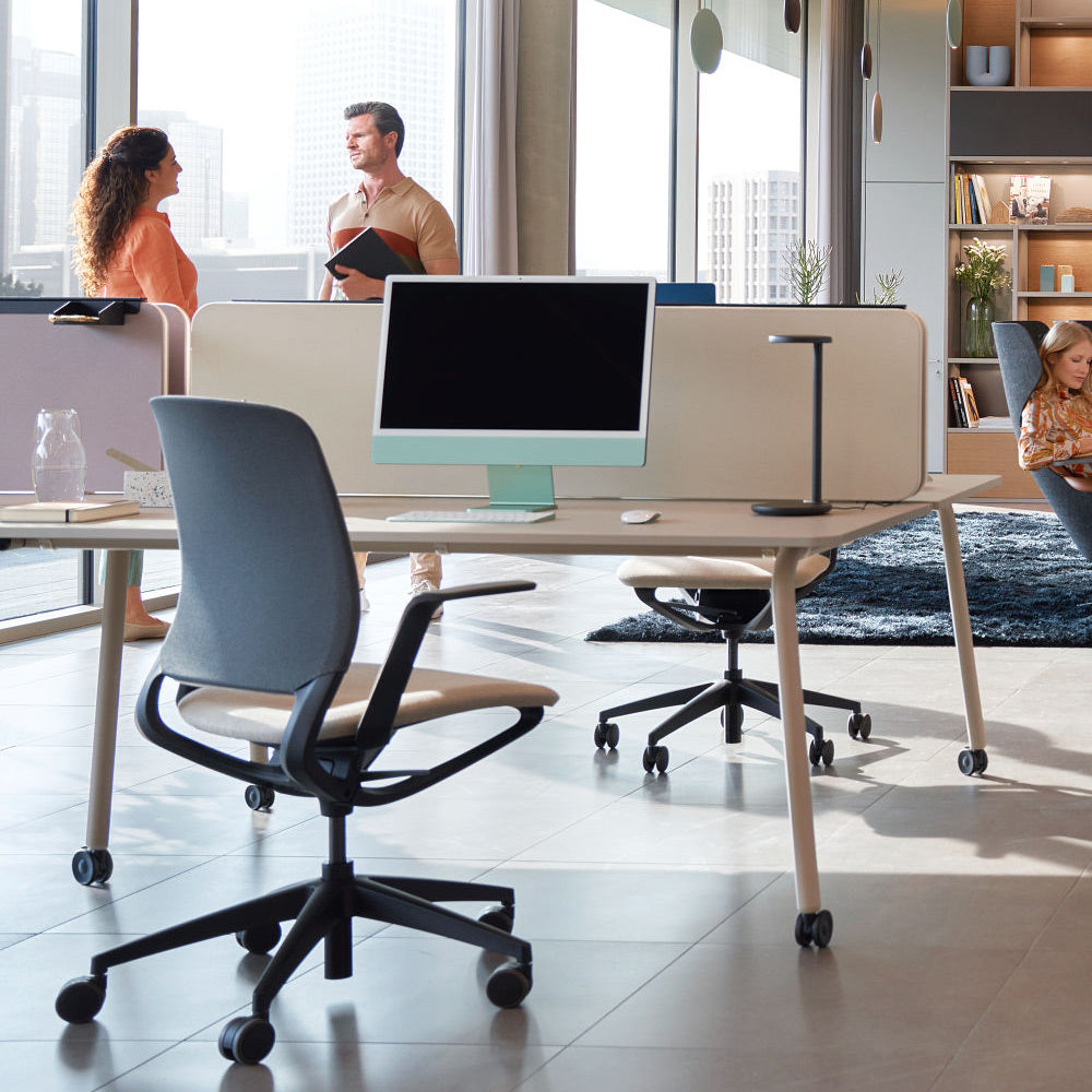 sedus se:lab meet desk | mobiler Besprechungstisch | Konferenztisch | auf Rollen | auf Rechnung