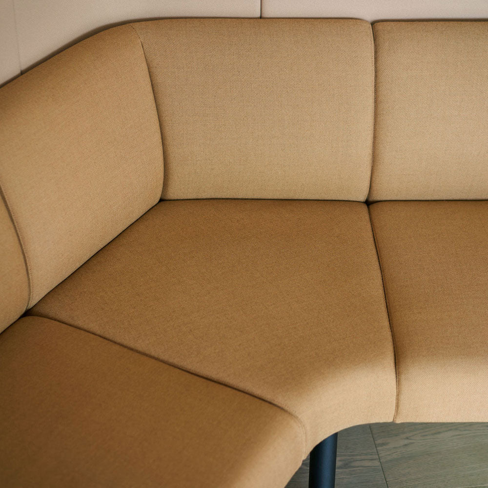 Sedus se:hive circle | Loungesofa | Modulares Raum-in-Raum System mit Bench