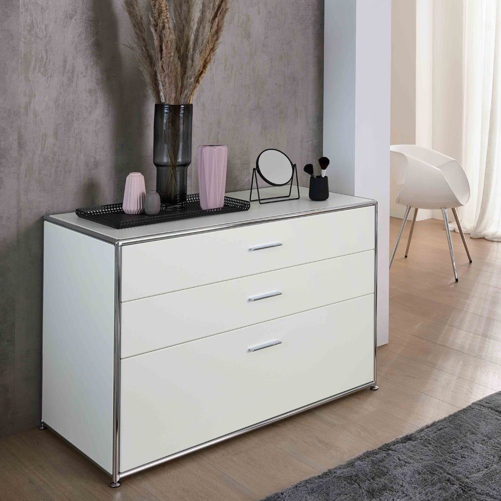 Dark Gray BOSSE SOLUTIONS Sideboard | Weiß Chrom | 3 Schubladen | Jetzt auf Rechnung kaufen Bosse-design-bueromoebelplus-einrichtung-farbe-lack-metall-chrom-madeingermany-guenstig-Garderobe-einrichten-wohnen-schlafen-interior.jpg