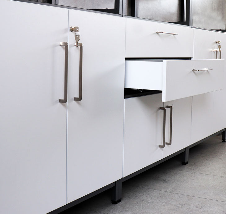 Hammerbacher Schiebetürenschrank 1753S, Holz, abschließbar, 120 x 110 x 40cm - auf Rechnung bestellen