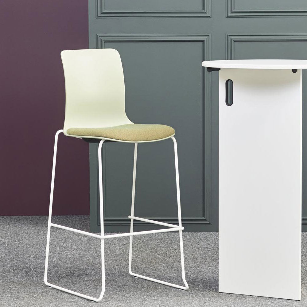 KÖHL KOLLEG Barhocker | Hochstuhl | Thekenstuhl | für Kantine | Gastronomie | Büroküche