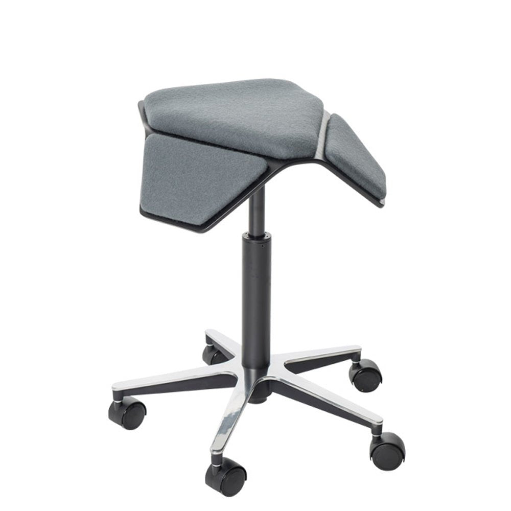 myKolme ILOA+ Black | Hocker Rollhocker | Sattelhocker | Gestell Schwarz | Made in Finnland - Büromöbel Plus
