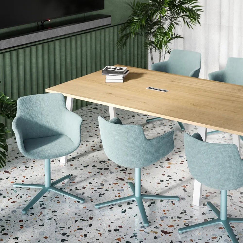Rim Mia 867.01 | Konferenzstuhl | Esszimmerstuhl | Lounge - Stuhl | Fußkreuz - Büromöbel Plus