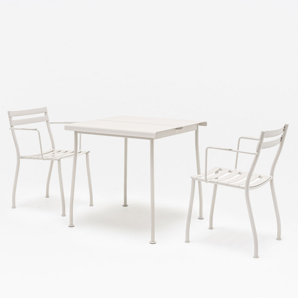 mdd Flaner Outdoor Tisch 75 x 75cm | Design | Stabilität & Funktion für den Professionellen Einsatz | auf Rechnung bestellen
