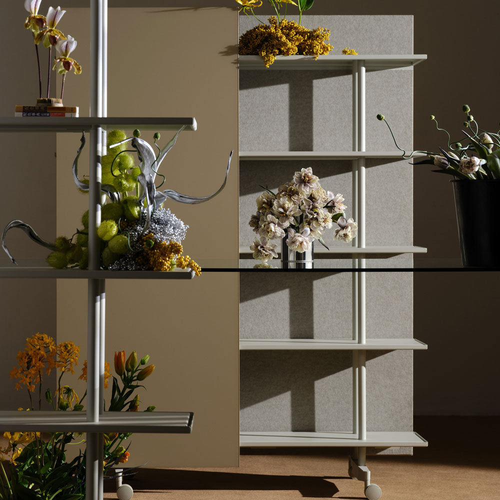 LINTEX A08. Regal Grau | Glas Whiteboard | Raumteiler mobil | Schallabsorber | Magnetisches Whiteboard |