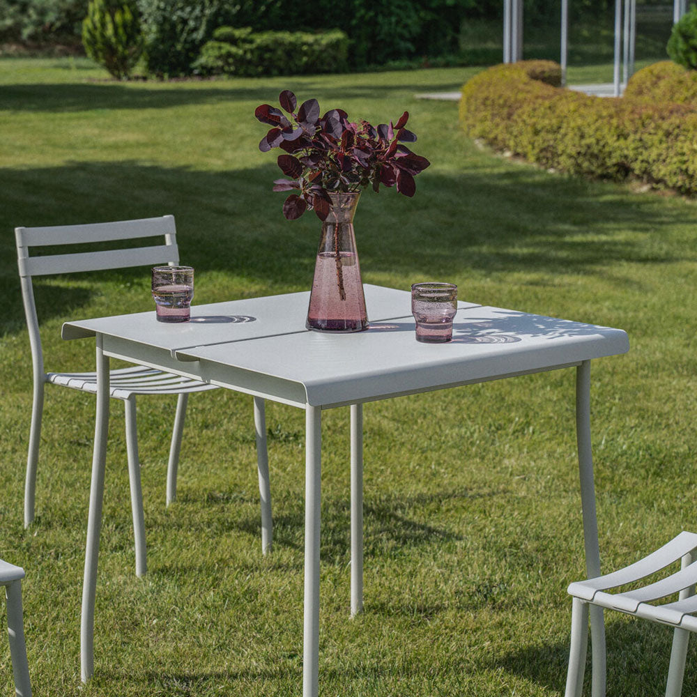 mdd Flaner Outdoor Tisch 75 x 75cm | Design | Stabilität & Funktion für den Professionellen Einsatz | auf Rechnung bestellen
