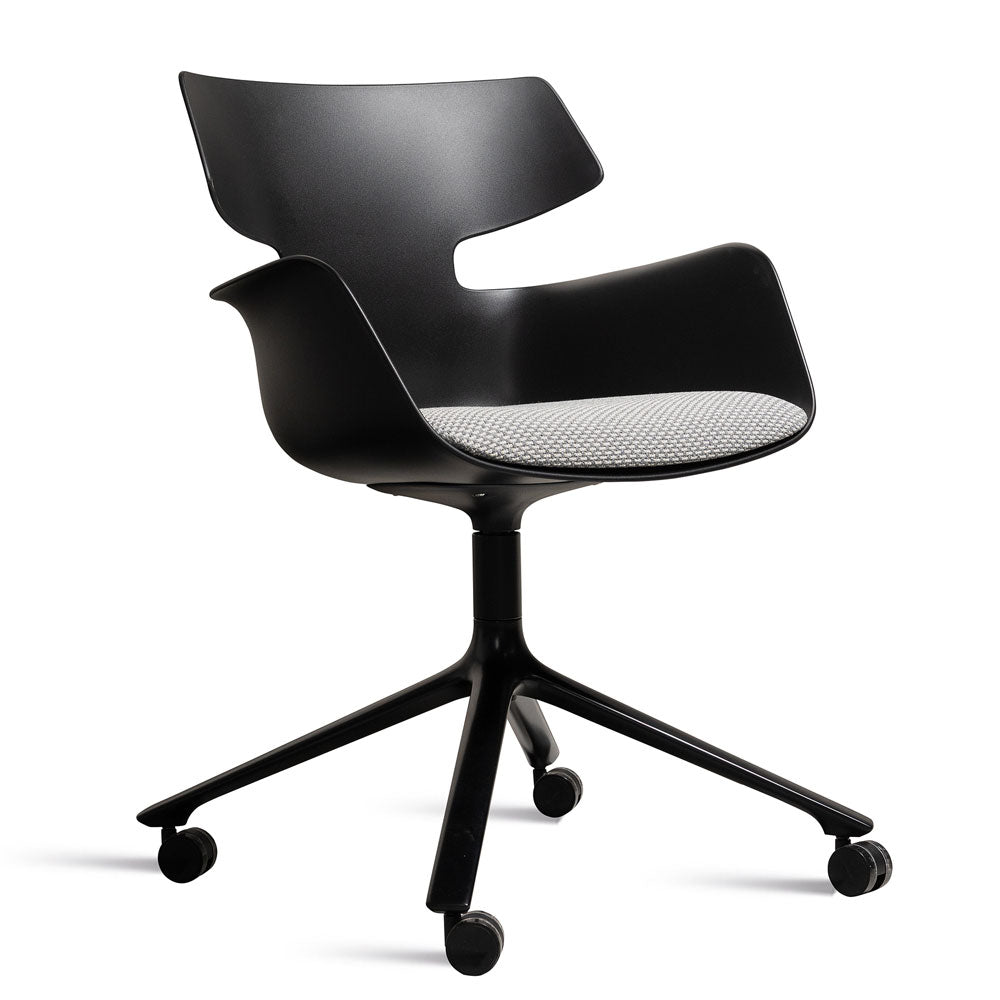 Wiesner Hager bloum | Farbe Schwarz | Besucherstuhl | Konferenzstuhl | Design Sessel