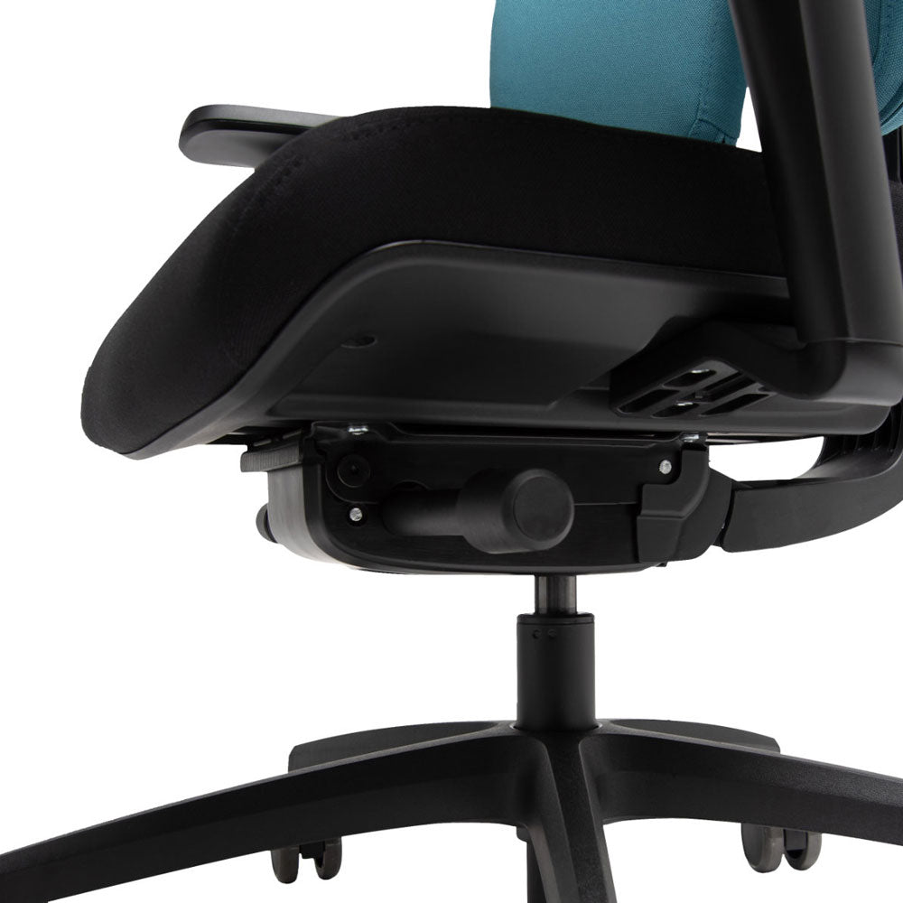 Wupperchair Muvback L6 | 4D Armlehnen | ergo Bürostuhl | geteilter Rücken & Sitzneige