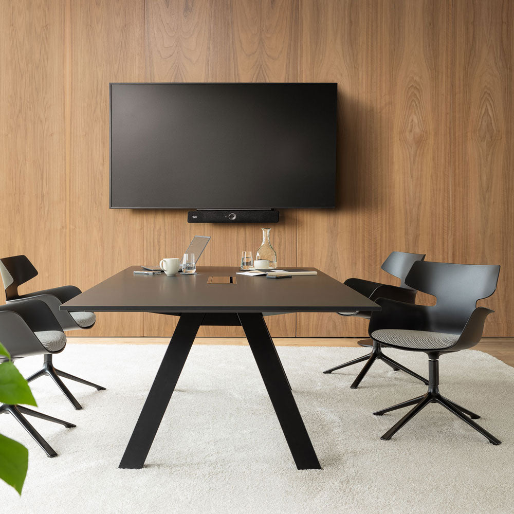 Wiesner Hager bloum | Farbe Schwarz | Besucherstuhl | Konferenzstuhl | Design Sessel