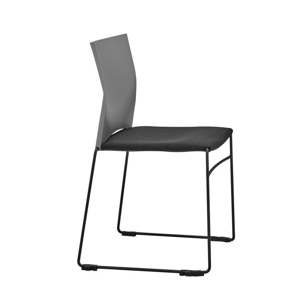 stapelstuhl-seminarstuhl--polsterstuhl-kufenstuhl-büromöbel plus-netzrücken-ohne-polster-gestell-besucherstuhl-gestell schwarz
